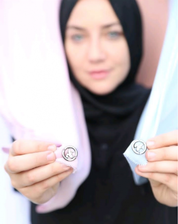 Capsters x Indira Kaljo - Jersey Shawl : Indira - Image 3